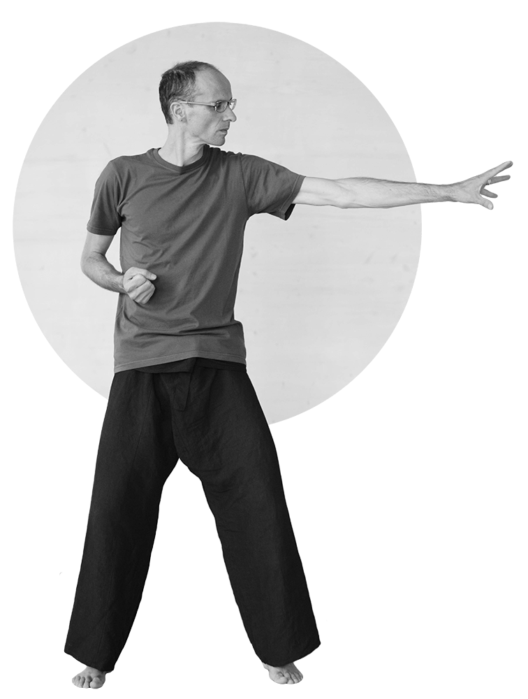 Posture cours de Qi Gong Esprit du vent